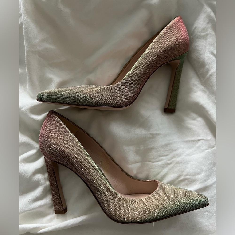 Beautiful metallic Stuart Weitzman pumps